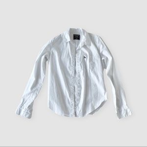 Abercrombie & Fitch fitted white shirt (like new)